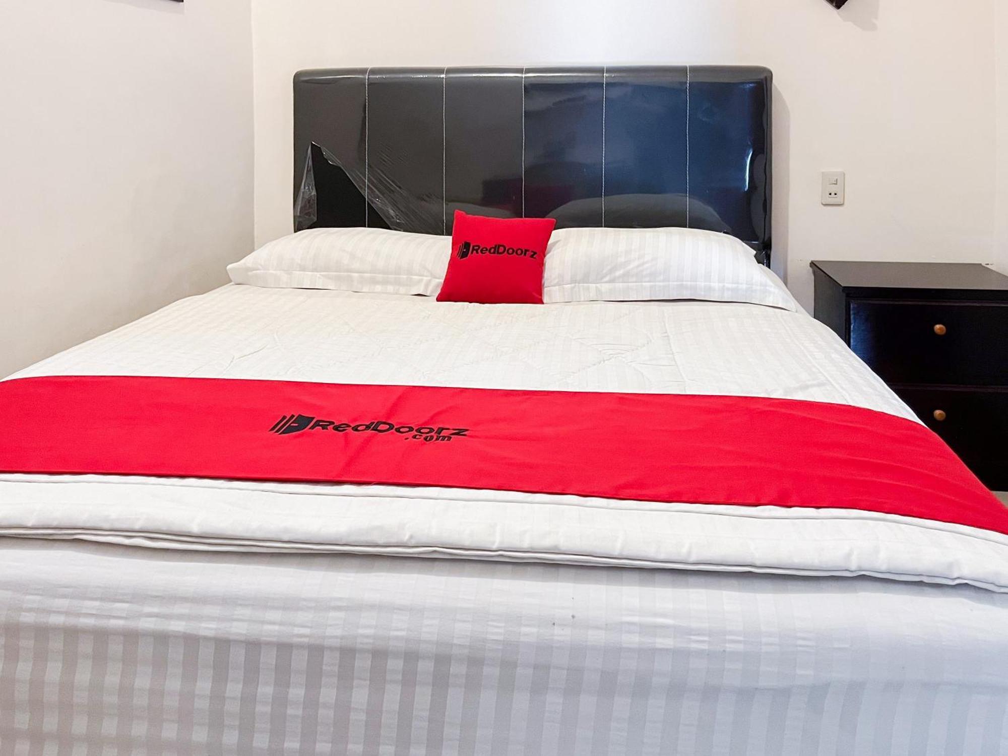 Reddoorz Near Pantai Pandan Sibolga 2 Hotel Halangan Ngoại thất bức ảnh